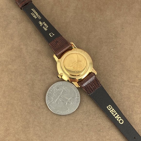 Vintage Elegant but Stylish Ladies Seiko Lassale 18K Gold Plated Watch - Picture 8 of 9
